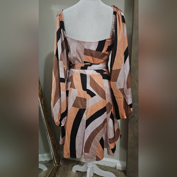 Anthropologie HUTCH Geo Wrap Mini Dress.  Size Small - Picture 14 of 15